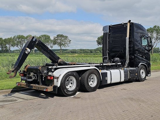 VOLVO FH 750 6x4 liftaxle retard. 590 2018 2 image 3