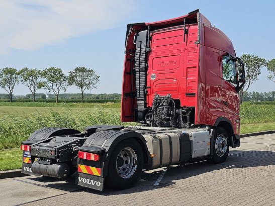 VOLVO FH 500 ful spoiler i-park c 590 2023 2 Tractor Units image 3