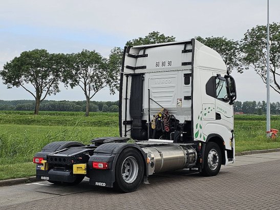 IVECO S-WAY AS440S46 lng S-WAY AS440S46 LNG 2021 2 Tractor Units image 3