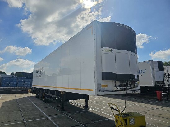 SCHMITZ SKO 24 carrier taillift Schmitz Cargobull SKO 24 CARRIER TAILLIFT 2007 2 Refrigerated semi trailers image 3