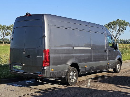 MERCEDES-BENZ SPRINTER 317 ac automaat euro6 Mercedes-Benz Sprinter 317 ac automaat EURO6 2023 2 Small Vans image 3