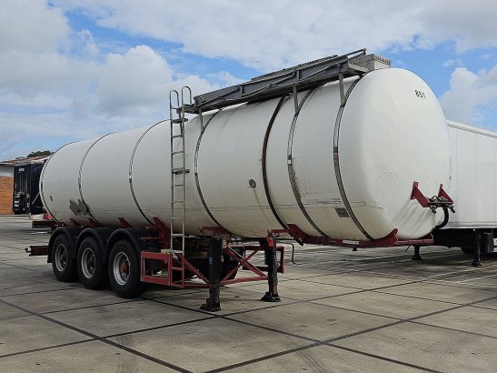 HENDRICKS CHEMIETANK 30.000 ltr isolated Hendricks CHEMIETANK 30.000 LTR ISOLATED 1999 2 Tanker semi trailers image 11