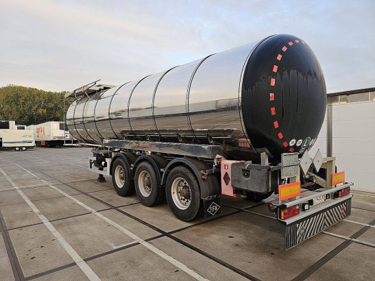 Heavy machinery product image - Image 5 of 60