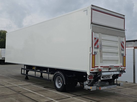 KLEYN TRAILERS TFSH 09 KOFFER city klep stuuras KLEYN TRAILERS TFSH 09 KOFFER CITY KLEP STUURAS 2026 2 Box semi-trailers i...
