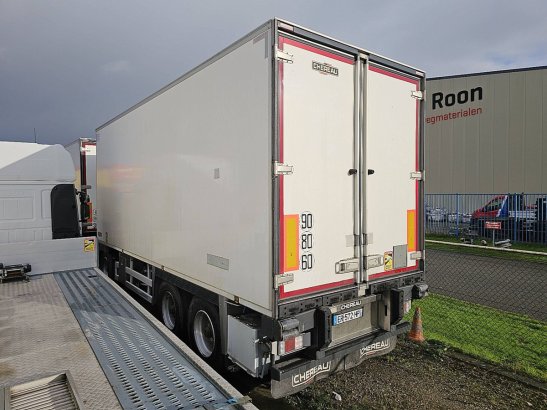 CHEREAU 3 AXLE FRIGO meatrails thermoking Chereau 3 AXLE FRIGO Meatrails Thermoking 2017 2 image 13