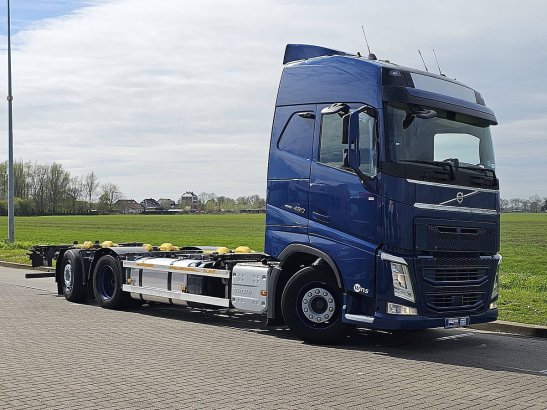 VOLVO FH 460 6x2 steeraxle multi 590 2021 2 image 11