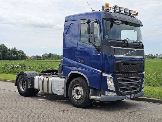 VOLVO FH 460 low roof 590 2018 2 Tractor Units image 18