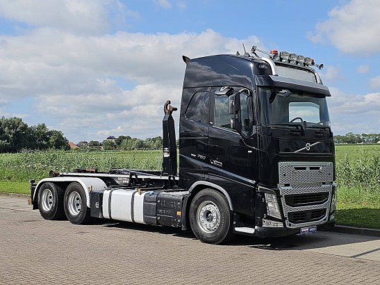 VOLVO FH 750 6x4 liftaxle retard. 590 2018 2 image 5