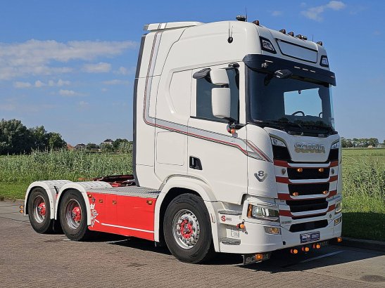 SCANIA R520 v8 6x4 ret.pto+hid R520 V8 6x4 RET.PTO+HID 2019 2 Tractor Units image 4