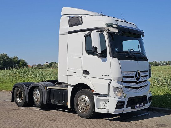 MERCEDES-BENZ ACTROS 2540 6x2 Mercedes-Benz ACTROS 2540 6X2 2015 2 Tractor Units image 5