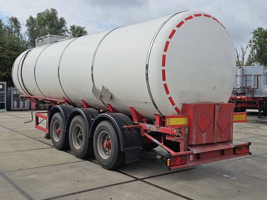 HENDRICKS CHEMIETANK 30.000 ltr isolated Hendricks CHEMIETANK 30.000 LTR ISOLATED 1999 2 Tanker semi trailers image 13