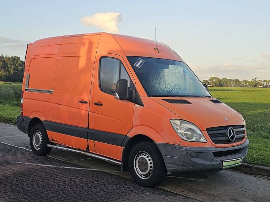 MERCEDES-BENZ SPRINTER 310 l1h2 laadklep export Mercedes-Benz Sprinter 310 L1H2 Laadklep Export 2010 2 Small Vans image 5
