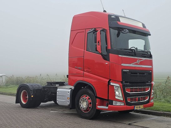 VOLVO FH 460 4x2 I-Parc-Cool I-Save Xenon PTO 1st Owner APK 3-2027! 590 2021 2 Tractor Units image 5
