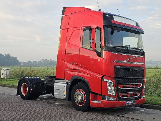 VOLVO FH 460 4x2 I-Parc-Cool I-Save Xenon Spoilers PTO 1st Owner! 590 2021 2 Tractor Units image 5