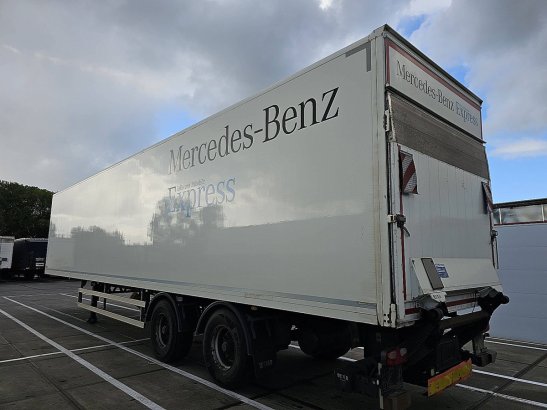 WEKA 2 AXLE CLOSED BOX steer axle 3t lift weka 2 AXLE CLOSED BOX STEER AXLE 3T LIFT 2017 2 Box semi-trailers image 31