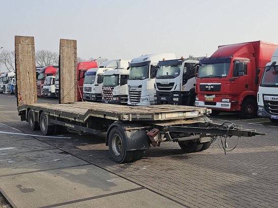 SCHWARZMUELLER SB-BI 3 ACHS rampen 30t full st. SCHWARZMUELLER SB-BI 3 ACHS RAMPEN 30T FULL ST. 2017 2 Lowloader trailers ...