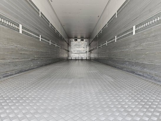 SCHMITZ SKO 24 FP 45 COOL carrier 2x lift axle Schmitz Cargobull SKO 24 FP 45 COOL CARRIER 2X LIFT AXLE 2016 2 Refrigerate...