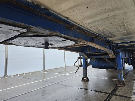 NETAM FRUEHAUF ONCRS 22 110 city 1 as laadklep 9837 1999 2 Refrigerated semi trailers image 83