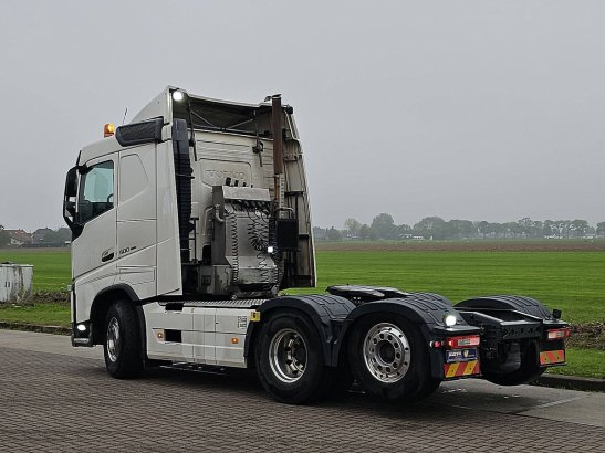 VOLVO FH 500 6x2 steered pto+hydr 590 2020 2 Tractor Units image 6