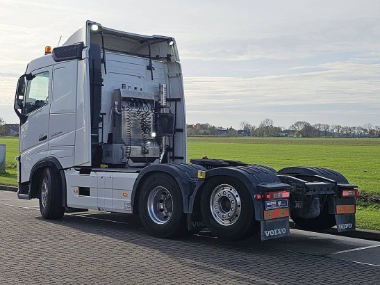 VOLVO FH 500 6x2 steered pto+hydr 590 2020 2 Tractor Units image 6