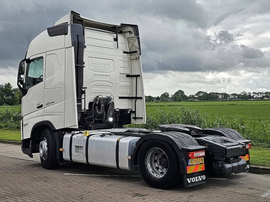 VOLVO FH 460 i-save retarder 590 2021 2 Tractor Units image 6