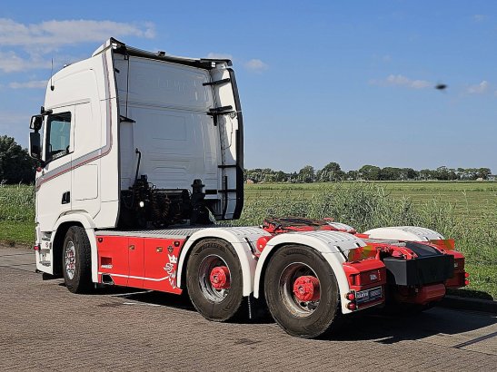 SCANIA R520 v8 6x4 ret.pto+hid R520 V8 6x4 RET.PTO+HID 2019 2 Tractor Units image 5