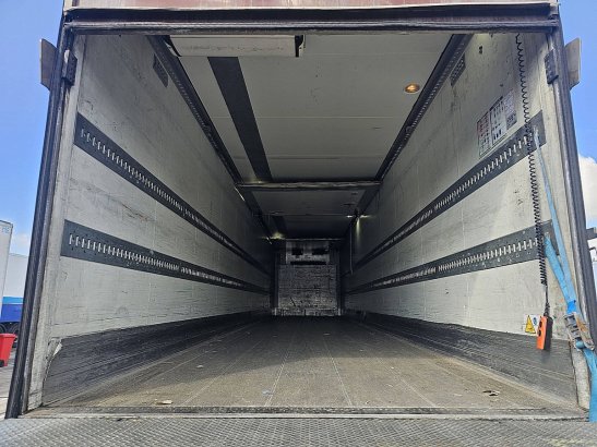 SCHMITZ SKO 24 carrier taillift Schmitz Cargobull SKO 24 CARRIER TAILLIFT 2007 2 Refrigerated semi trailers image 6