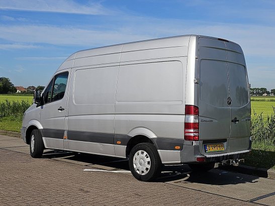 MERCEDES-BENZ SPRINTER 319 v6 3.0ltr ac aut Mercedes-Benz Sprinter 319 V6 3.0ltr ac aut 2011 2 Small Vans image 51