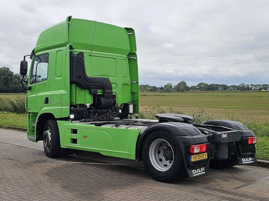 DAF CF 400 CF 400 2017 2 Tractor Units image 6