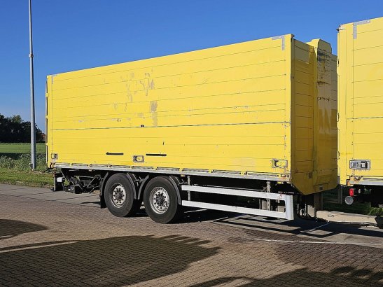 KRONE K + G TEC SZD 18 getränke taillift K + G TEC SZD 18 GETRÄNKE TAILLIFT 2015 2 image 6