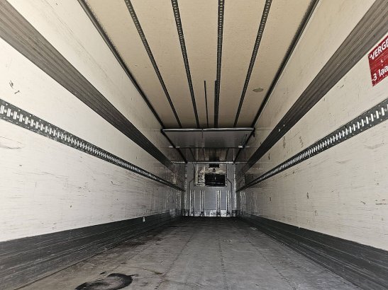 KRONE SD SD 2011 2 Refrigerated semi trailers image 6