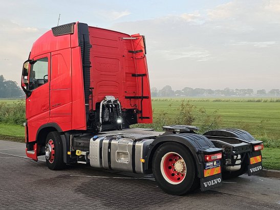 VOLVO FH 460 4x2 I-Parc-Cool I-Save Xenon Spoilers PTO 1st Owner Full-Air! 590 2021 2 Tractor Units image 6