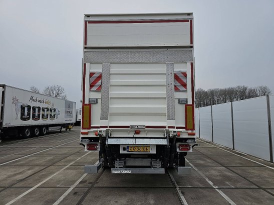KLEYN TRAILERS TFSH 09 KOFFER stuuras laadklep KLEYN TRAILERS TFSH 09 KOFFER STUURAS LAADKLEP 2026 2 Box semi-trailers ima...