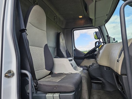 RENAULT MIDLUM 180.12 eev carrier taillift 701 2010 2 image 67