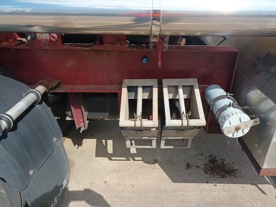 MAGYAR SR 34 FOODSTUFF pump webasto 25m3 Magyar SR 34 FOODSTUFF PUMP WEBASTO 25M3 1997 2 Tanker semi trailers image 37