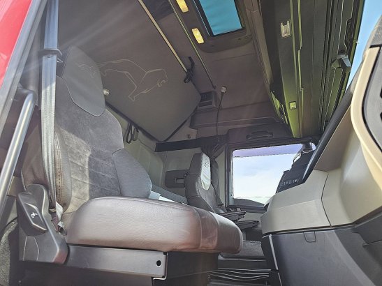 M.A.N. 26.510 TGX gx 6x2 intarder 26.510 TGX GX 6X2 INTARDER 2022 2 image 37