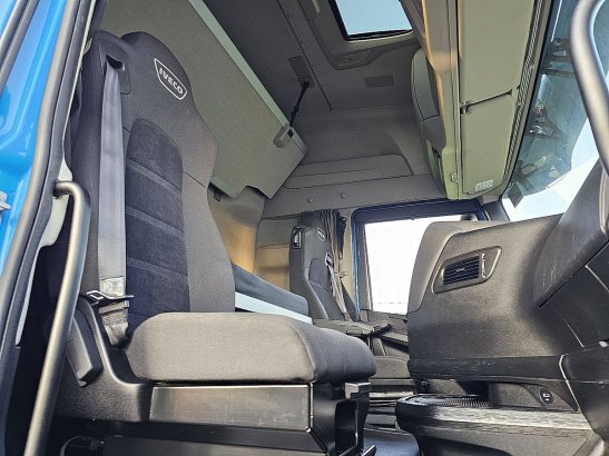 IVECO S-WAY AS260S46 6x2*4 lng gas S-WAY AS260S46 6x2*4 LNG GAS 2021 2 image 52