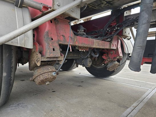 MAGYAR SR 34 SDC chemical 3 comp 38m3 Magyar SR 34 SDC CHEMICAL 3 COMP 38M3 2000 2 Tanker semi trailers image 21