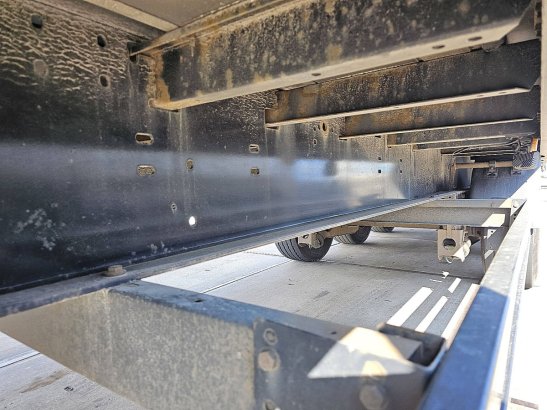 KOGEL CURTAINSIDER orten getranke Kögel CURTAINSIDER Orten Getranke 2014 2 image 27