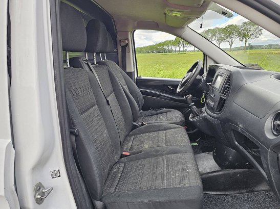 MERCEDES-BENZ VITO 111 l2 euro6 3-zits Mercedes-Benz Vito 111 L2 Euro6 3-Zits 2017 2 Small Vans image 7