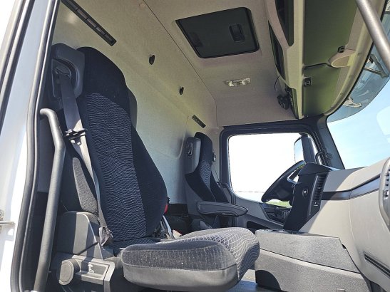 MERCEDES-BENZ ANTOS 1824 frigo taillift Mercedes-Benz ANTOS 1824 FRIGO TAILLIFT 2014 2 image 7