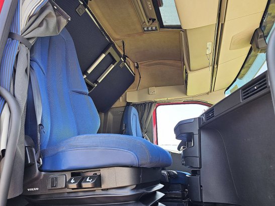 VOLVO FH 500 ful spoiler i-park c 590 2023 2 Tractor Units image 7