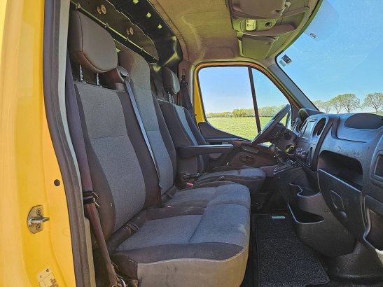 RENAULT MASTER 2.3 l3h2 maxi airco eur6 MASTER 2.3 L3H2 Maxi Airco Eur6 2018 2 Small Vans image 219