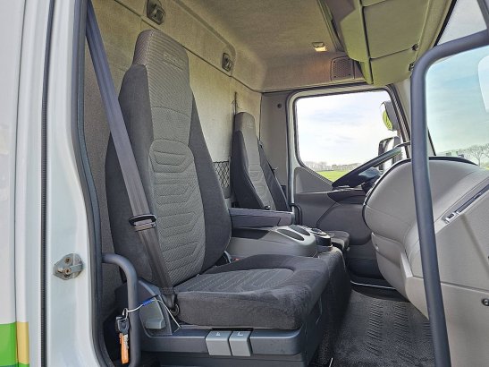 DAF LF 45.160 side doors frigo LF 45.160 SIDE DOORS FRIGO 2011 2 image 52