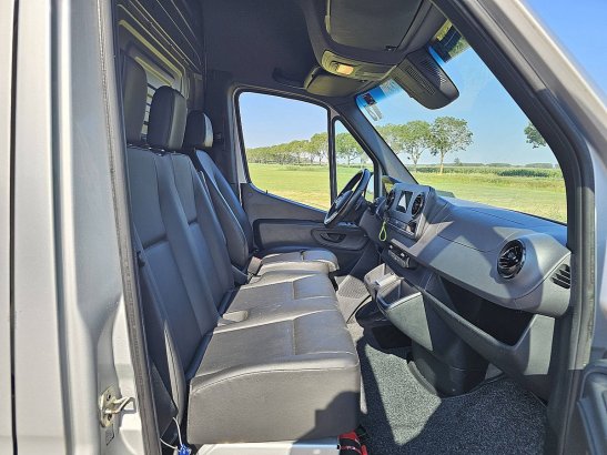 MERCEDES-BENZ SPRINTER 317 ac automaat euro6 Mercedes-Benz Sprinter 317 ac automaat EURO6 2023 2 Small Vans image 7
