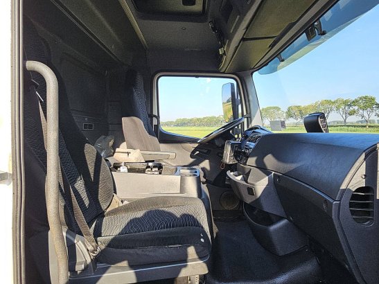 MERCEDES-BENZ ATEGO 1221 4x2 palfinger 127tkm Mercedes-Benz ATEGO 1221 4x2 Palfinger 127tkm 2019 2 image 7