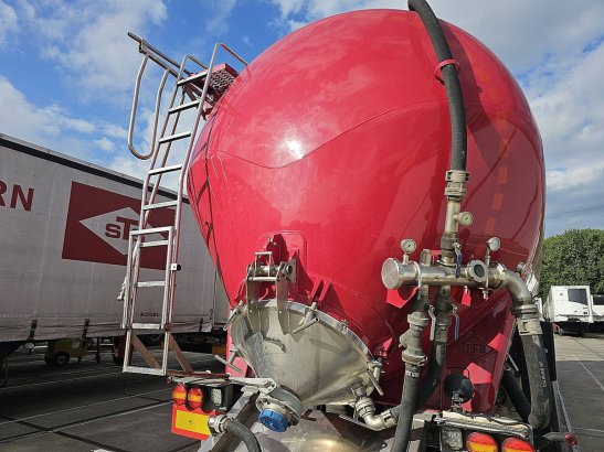 FELDBINDER KIP 60M3 electro/ alu wheels Feldbinder KIP 60M3 electro/ alu wheels 2014 2 Tanker semi trailers image 7