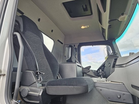 MERCEDES-BENZ ANTOS 1840 short cab 253tkm e6d Mercedes-Benz ANTOS 1840 SHORT CAB 253TKM E6D 2019 2 Tractor Units image 7
