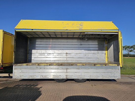 KRONE K + G TEC SZD 18 getränke taillift K + G TEC SZD 18 GETRÄNKE TAILLIFT 2015 2 image 7