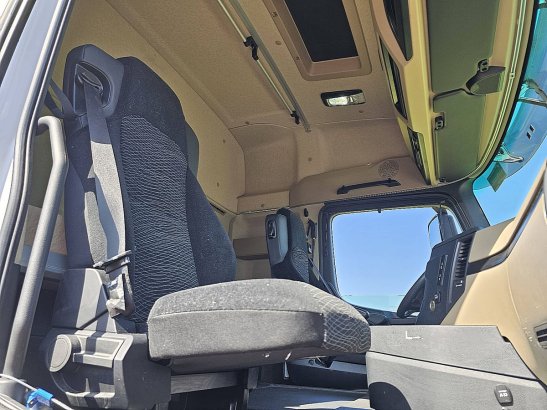 Heavy machinery product image - Image 22 of 30